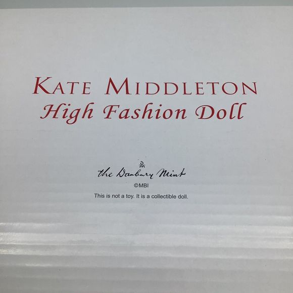 Kate Middleton High Fashion Collectible Porcelain Doll By Danbury Mint NIB‎ - Picture 3 of 10
